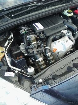 Prodám Pezot 308. 1.6 HDI Cena. 30000kc - 1