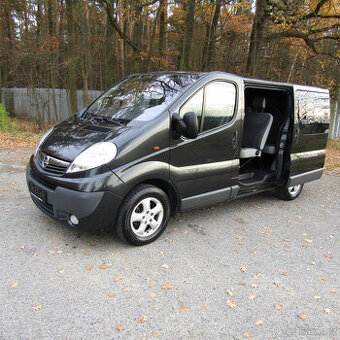 Opel Vivaro 2,0CDTi 84kw, BUS, NAVI, 8 MÍST, 2013, 2x šoupač