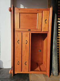 Komoda + rohová vitrína - masiv - SLEVA