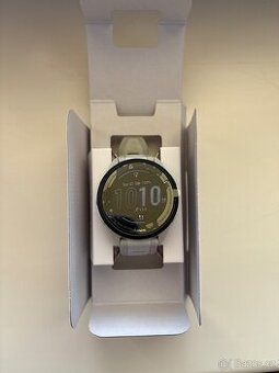 Chytré hodinky Garmin Forerunner 165