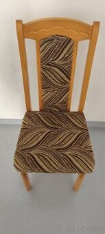 Celodřevěné čalouněné židle