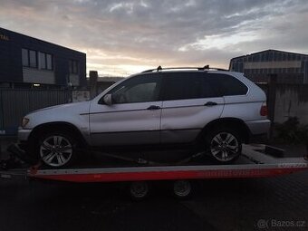 Bmw X5 4.4i, e53 prodám díly z tohoto vozu