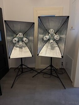 Studiová světla se stativy
