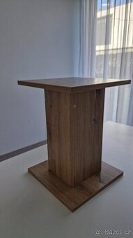 Stojany na reproduktory 2ks - prodej