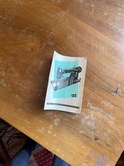 Šicí stroj Minerva 122