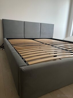 Manželská postel 180x200, šedá