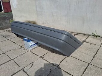 Ford Escort zadní nárazník