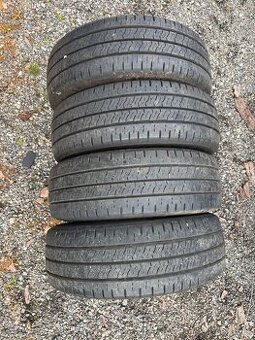 Letní 215/65R16 C Kumho