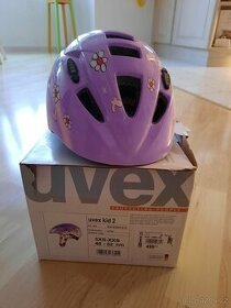 Dětská dívčí helma UVEX