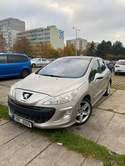 Peugeot308
