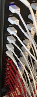 Nabíječka 30 port mobilů 2A+zdarm120 kabelů iPhone SLEVA 70%