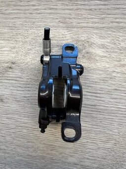 Brzdový třmen Shimano XT - 1