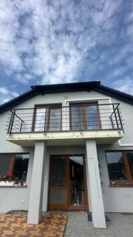 Balkónové zábradlí - barva kovářská černá s grafitem
