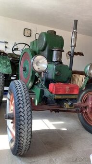 Traktor Svoboda DK 12