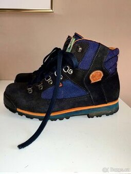 Pohorky turistická obuv AKU vel. 39,5 vibram Air 8000 - 1