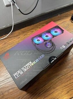 Nové chlazení ASUS ROG STRIX LC III 360 ARGB LCD se zárukou - 1