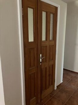dvoukřídlé dveře do interiéru