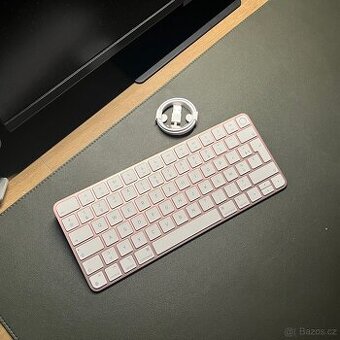 ZÁRUKA Apple Magic Keyboard 3 Touch ID (lehce růžová / rose)