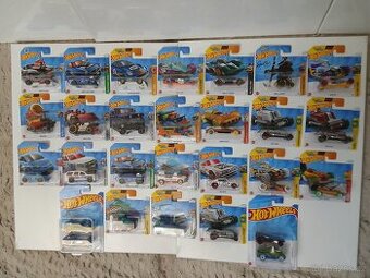 Hot wheels za 28 nerozbalených autíček dle fotek