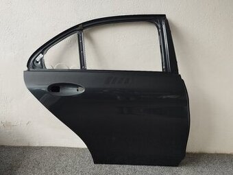 MERCEDES TŘÍDA C w205 PRAVÉ ZADNÍ DVEŘE