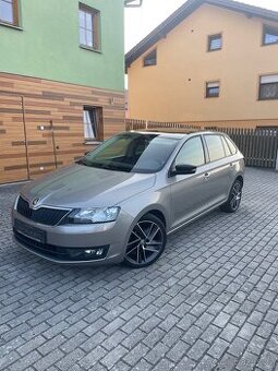 Škoda Rapid Spaceback 1.2 TSI Panorama Xenon 2017 TOP