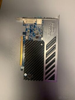 Radeon HD 2400 XT - 1