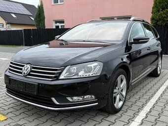 VOLKSWAGEN PASSAT 2.0 TDI 130KW 4X4 DSG NAVI XENONY KAMERA