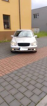 Prodám Mercedes Benz c 22cdi velice dobře stavu 22cdi