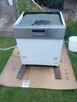 Vestavná myčka nádobí Philco 60 cm se zárukou