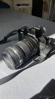Olympus E-M10 Mark II + objektiv Olympus 12-50mm
