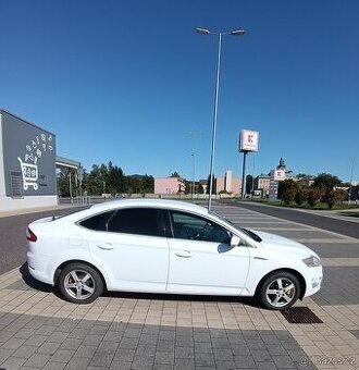 Ford Mondeo MK4 2.0 TDCi Servisní knížka, Liftback