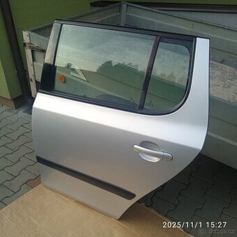 Škoda Fabia II. 2008 - levé zadní dveře.