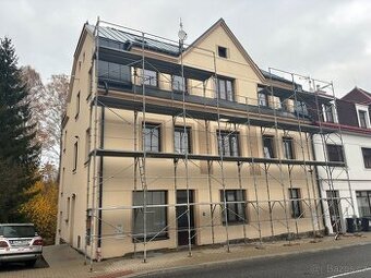 Pronajem leseni 243 m2 sada. Ceta