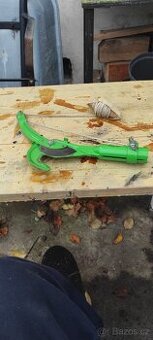 Nůžky na větve stromů