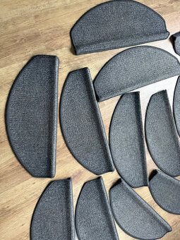 Kobercové nášlapy na schody 15ks