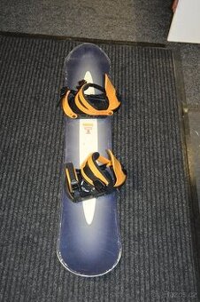 Dětský snowboard 120cm