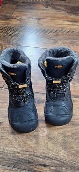 Zimní boty - sněhule zn. KEEN vel. 31