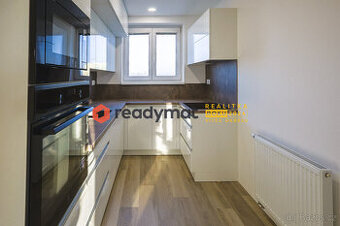 Pronájem bytu OV 3+1, U Červených domků, Hodonín- Bažantnice