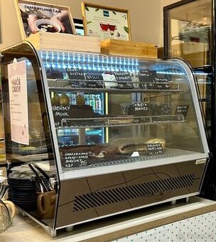 Chladící gastro pultová vitrína Nordline