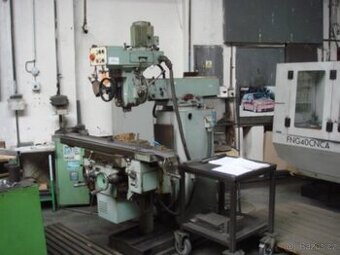 Nástrojářská frézka TOS FNK 25 A (7945)