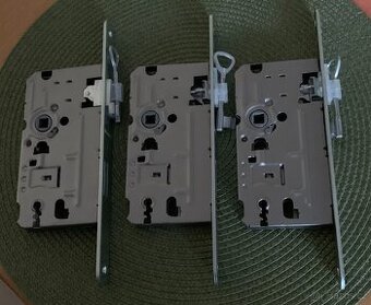 Interierový zadlabávací zámek Voster