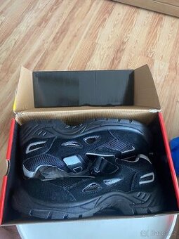 Pracovní boty letní velikost 44 nově