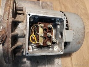 elektromotor MEZ Mohelnice 1,5 kW