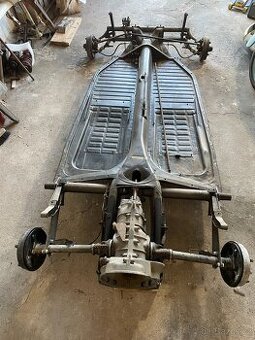 Podvozek vw Brouk Ovál 1954, plato, podlaha, šasí