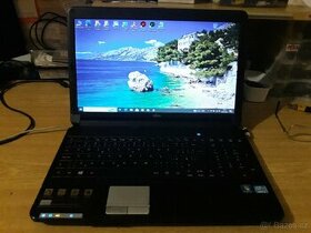 Fujitsu lifebook A530, i3, W10, 250 disk, 4.Ram