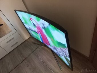 Samsung Curved Display 48" 124cm WIFI