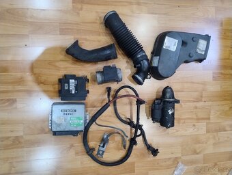 Díly motoru Volvo B234F