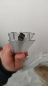 Těsnění sprchového koutu