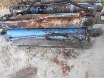 hydraulicka pistnice z FUCHSE