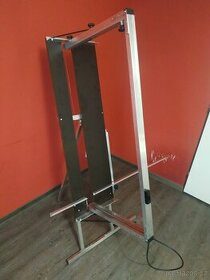 Řezačka na polystyrén